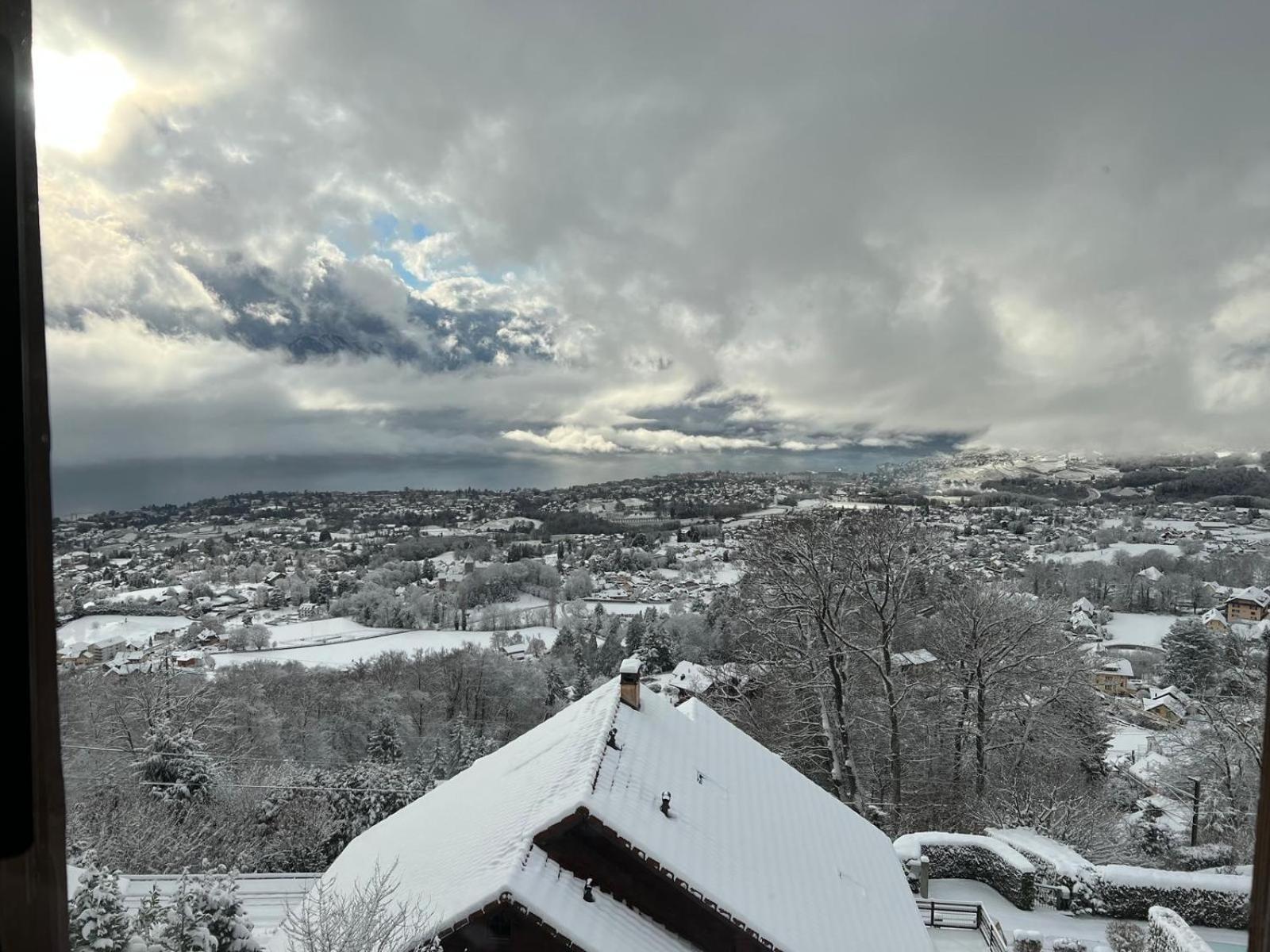 Swiss Chalet - Mountain And Lake View Blonay Luaran gambar